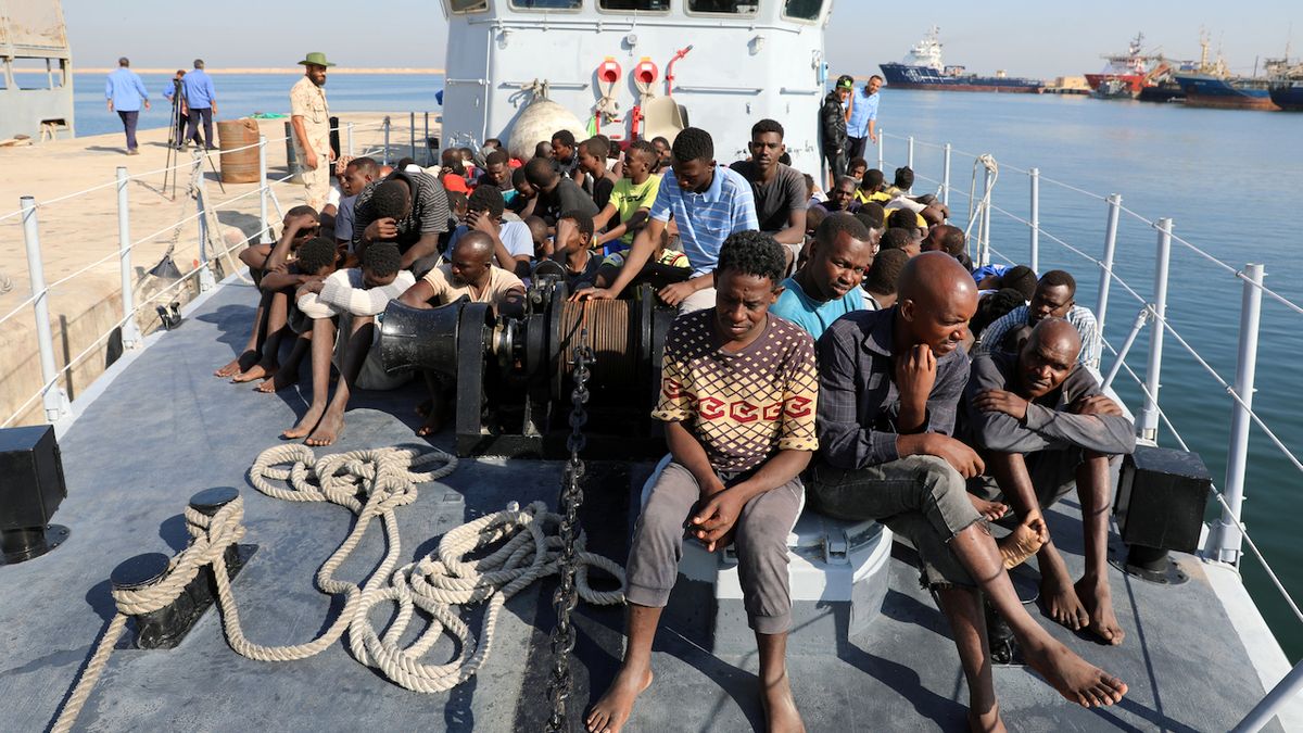 Le milizie in Libia hanno iniziato a impedire ai migranti di viaggiare verso l’Europa, presumibilmente pagati dall’Italia